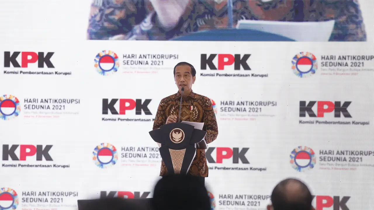 Presiden Jokowi saat memberikan sambutan di acara Peringatan Hari Anti Korupsi Sedunia di Gedung KPK, Jakarta.