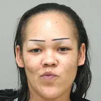 Berada di bagian wajah, alis tak luput dari perhatian di dunia kecantikan. (Via: buzzfeed.com)