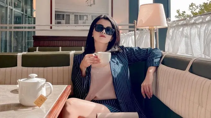 Tania Putri Pemeran Helen Kepompong yang makin glow up dan bikin pangling