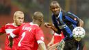 Patrick Vieira pernah berseragam Juventus dan Inter Milan. Mantan kapten Arsenal itu memilih hengkang dari Juventus dan berlabuh ke kota Milan setelah Nyonya Tua terdegradasi ke Serie B. (AFP/Paco Serinelli)