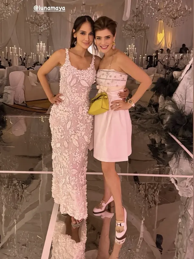 Raline Shah di Resepsi Pernikahan Luna Maya dan Maxime