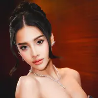 Anya Geraldine tampil bak Disney Princess di gala premiere film Shutter (@anyageraldine)