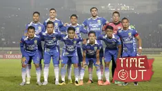 PT PBB sebagai pengelola Persib harus membayar gaji pemain yang jumlah totalnya mendekati Rp 1 miliar untuk setiap bulannya.