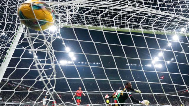 Foto: Tangis Rafael Leao Pecah, AC Milan Kalah Menyakitkan dari Lazio di Liga Italia