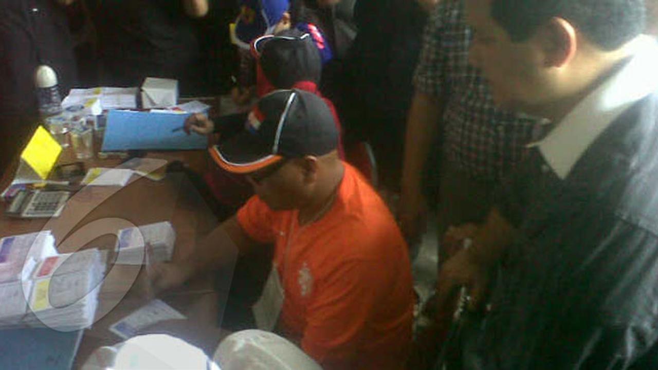 1.011 Penghuni Rutan Pondok Bambu Nyoblos