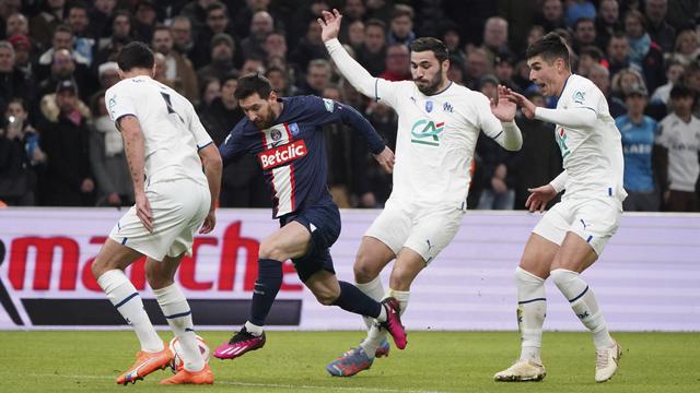 Foto: Lionel Messi Dijaga Ketat, PSG Disingkirkan Marseille di Piala Prancis
