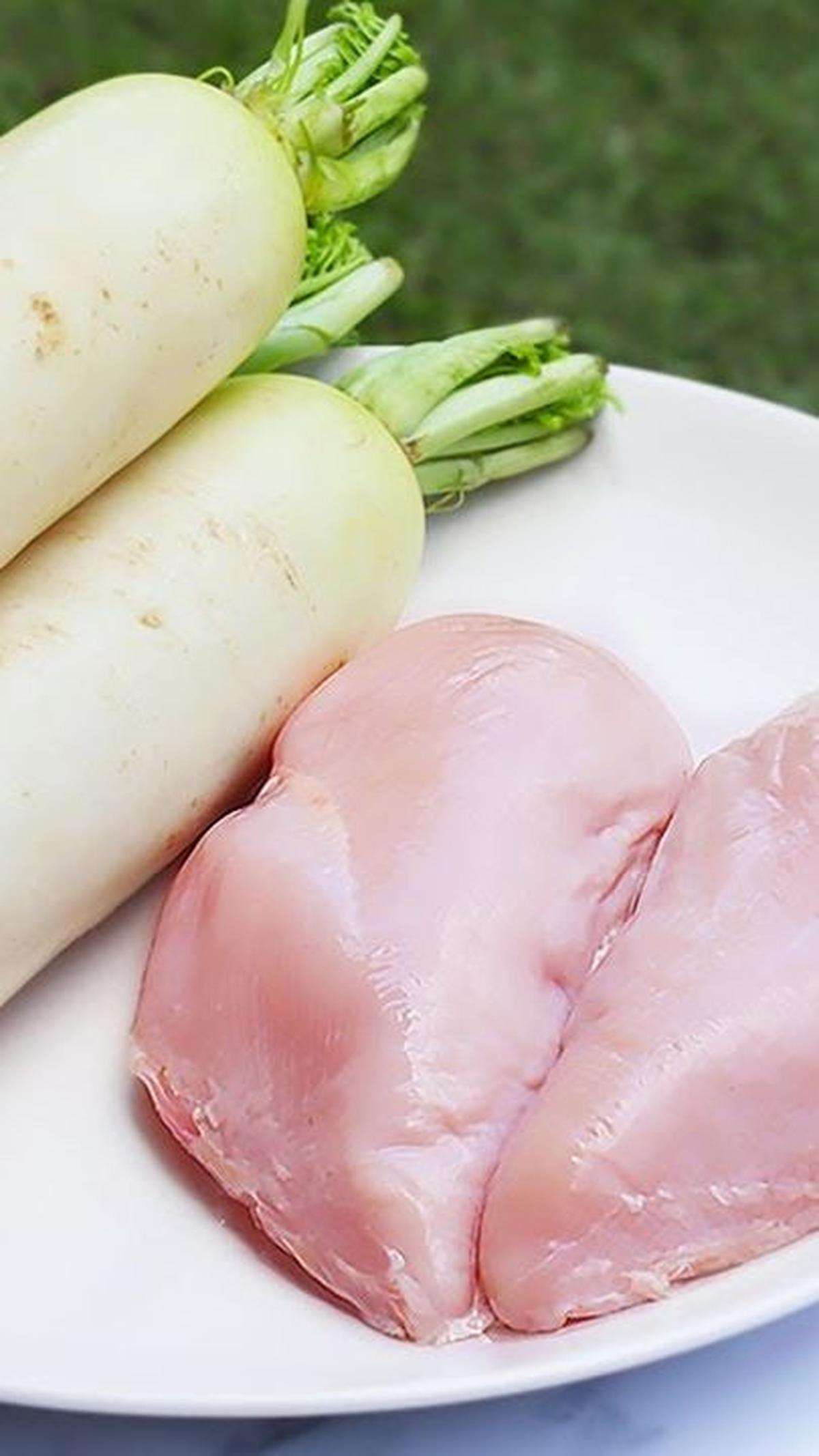 7. Soto Ayam Iris Favorit Keluarga dan Anak