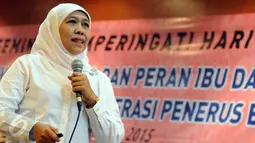 Menteri Sosial Khofifah Indar Parawansa saat menjadi keynote speaker di dpp gerindra Jakarta (22/12). Acara ini bertema tentang "Transformasi Budaya dan Peran Ibu dalam Pembentukan Karakter Generasi Penerus Bangsa". (Liputan6.com/Helmi Afandi)