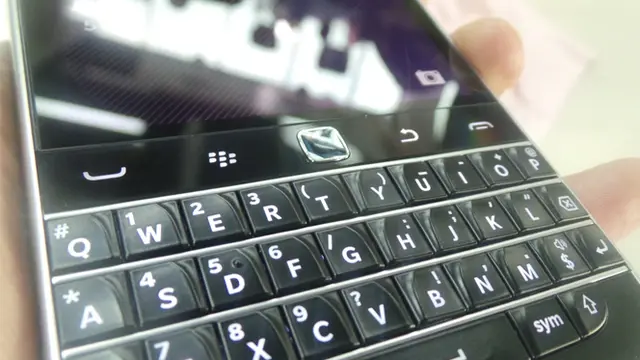 Blackberry Classic 