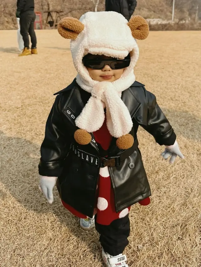 Atta Halilintar mengajak keluarga kecilnya liburan di Korea, potret Ameena bikin netizen gemas