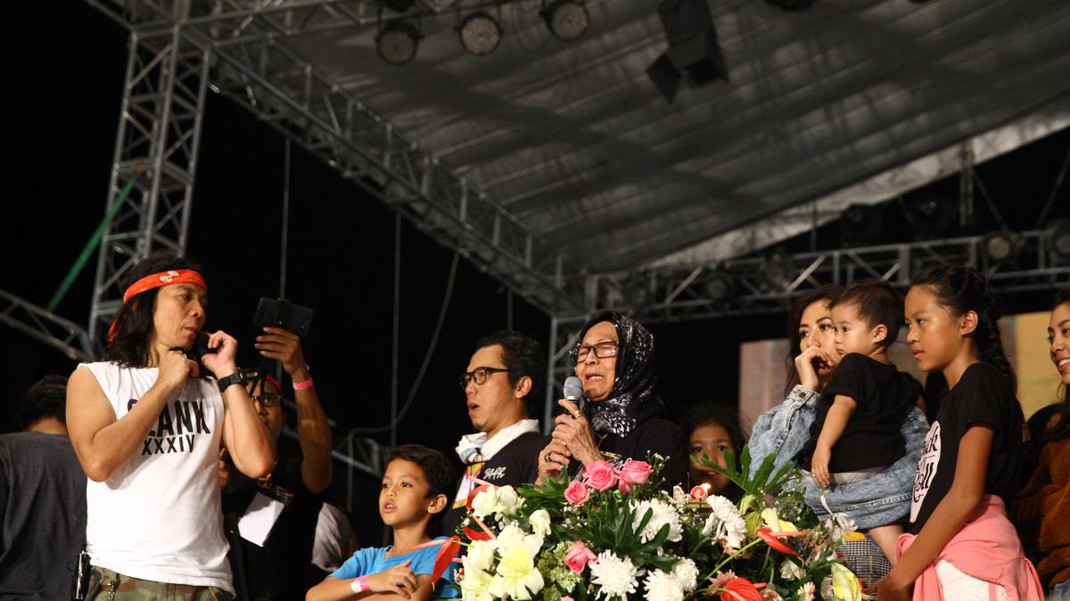 Suasana Konser Ultah Slank ke-34 - Photo Fimela.com
