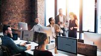 Ilustrasi Foto Bekerja di Kantor (iStockphoto)