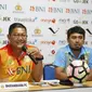 Manajer Bhayangkara FC, AKBP Sumardji (kiri) janjikan bonus khusus (dok: Bhayangkara FC)