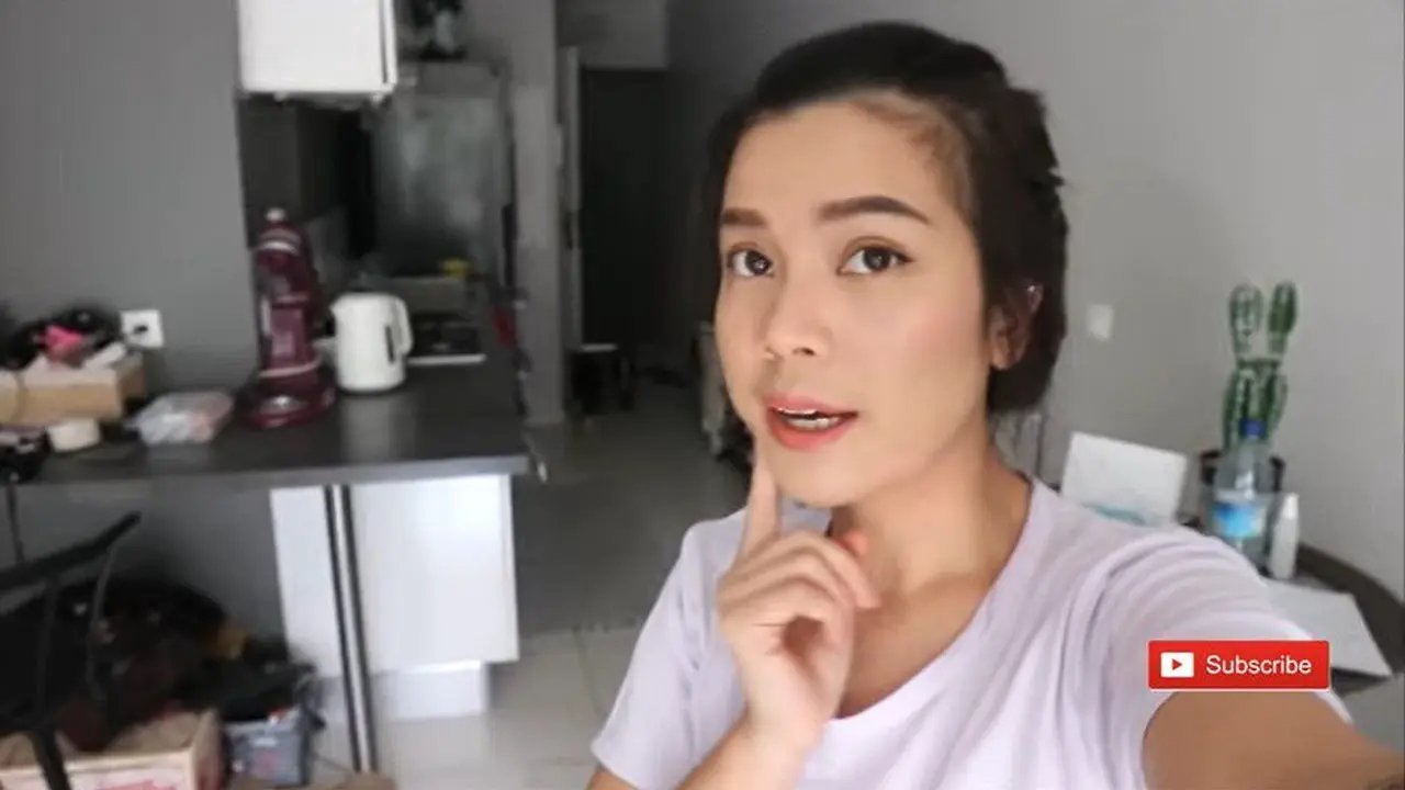 Menetap di Prancis, Ini 6 Potret Rumah Sinta 'Keong Racun' dan Suami