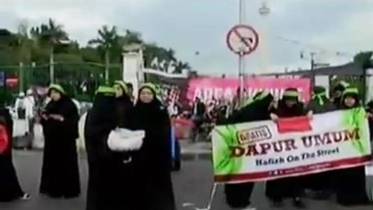  Aksi Damai 2 Desember Berlangsung Damai dan Lancar