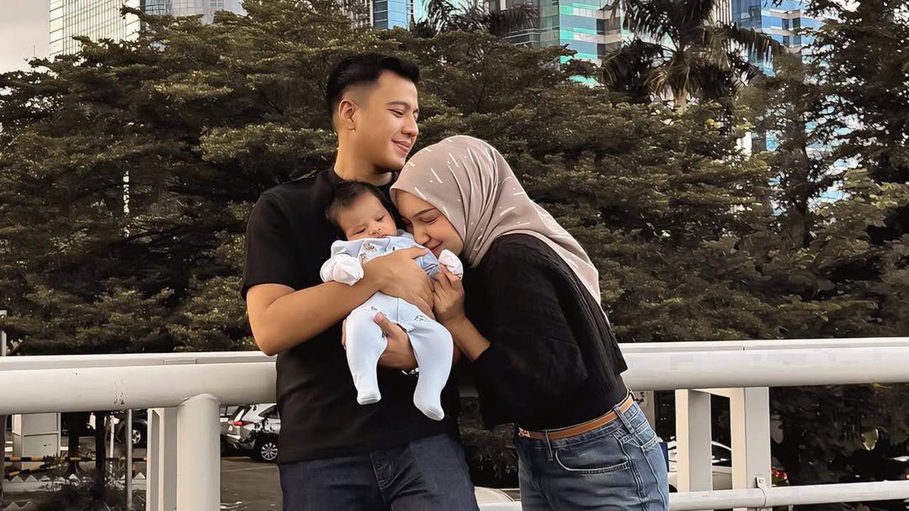 7 Potret Terbaru Melody Prima, Makin Terlihat Cantik dan Bahagia Setelah Menikah