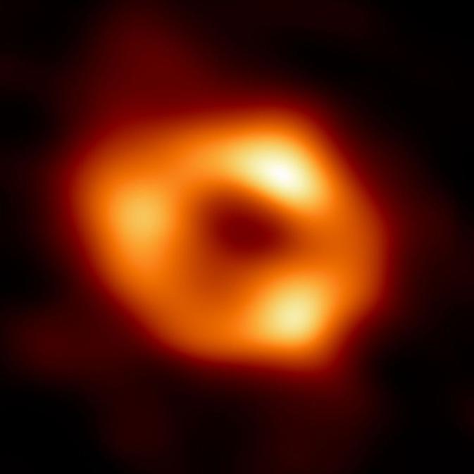 Gambar pertama black hole atau lubang hitam supermasif, yang dikenal sebagai Sagittarius A*, di pusat galaksi Bima Sakti. (Xinhua/National Science Foundation AS)