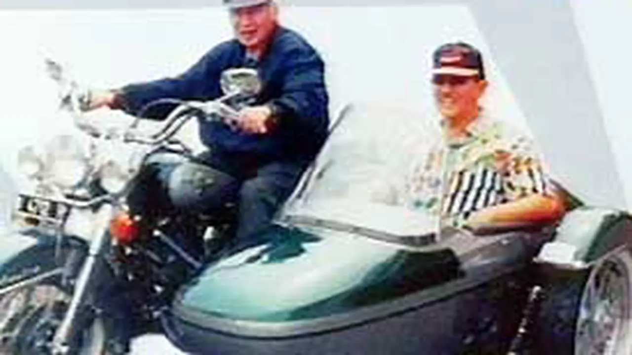 080127c-ajudan.jpg