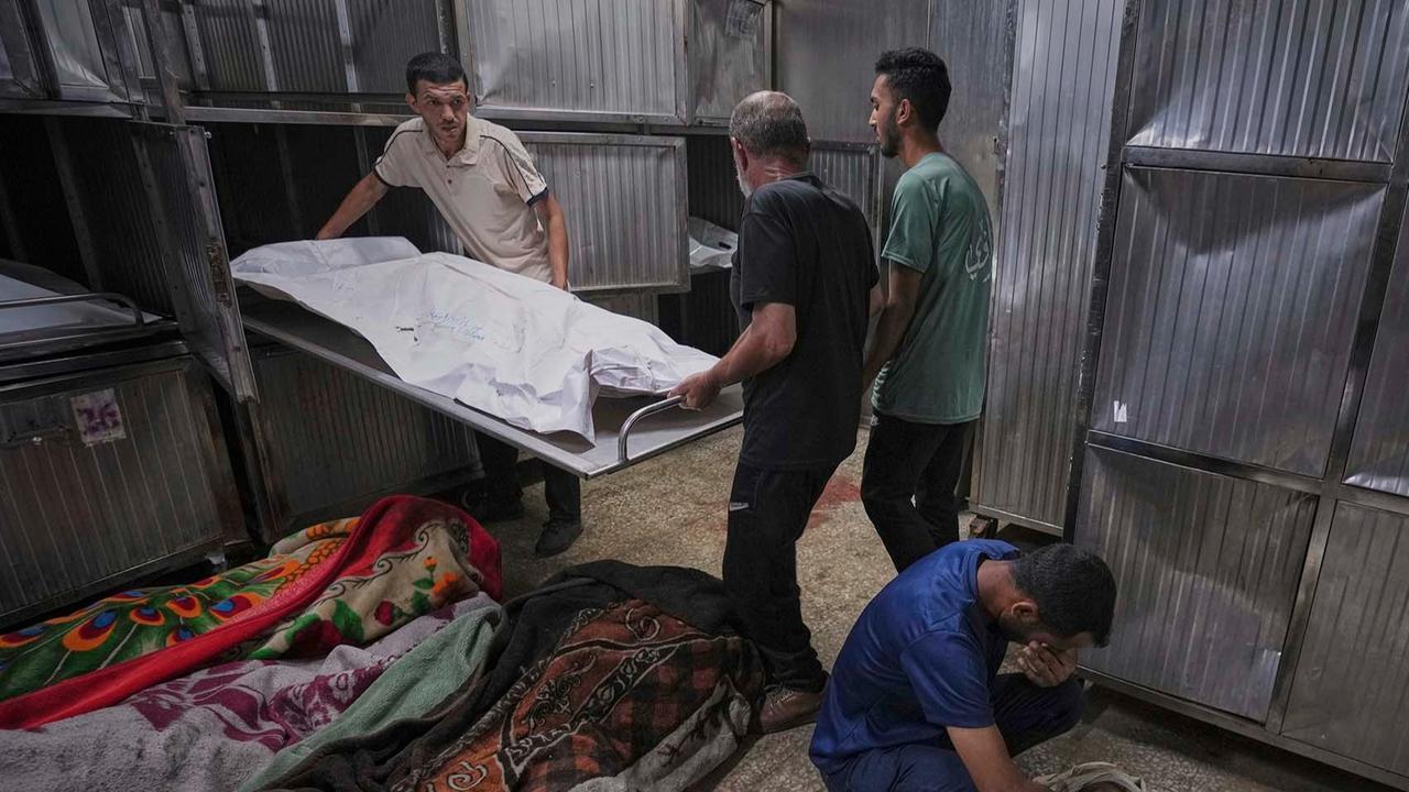 FOTO: Rumah Sakit Shifa yang Hancur,  Dari Simbol Harapan Jadi Saksi Derita Gaza