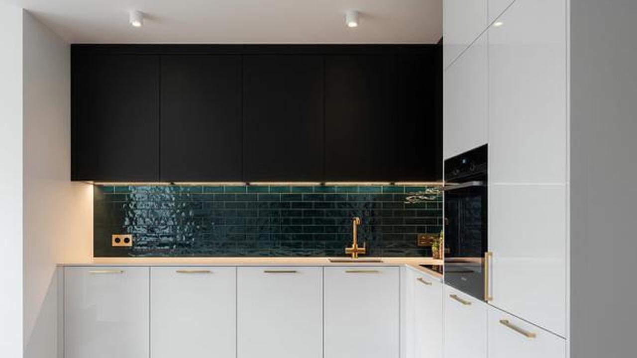 8 Model Etalase Dapur Minimalis 2025, Tampilannya Cantik dan Bikin Betah