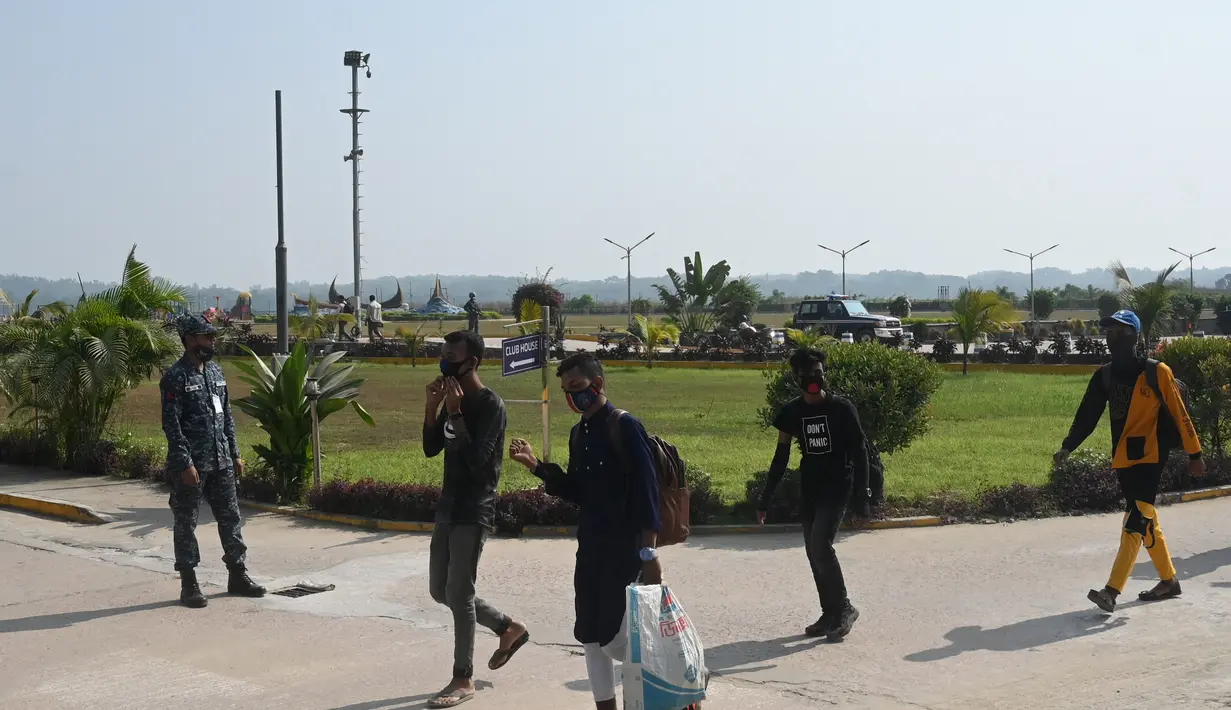 Foto Bangladesh Kembali Pindahkan Pengungsi Rohingya Ke Pulau Terpencil Foto 