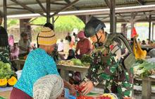 Satgas Yonif 511/DY Perkuat Ekonomi Warga Lanny Jaya dengan Borong Hasil Bumi Lokal
