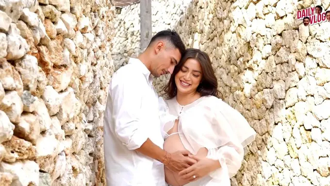 9 Gaya Maternity Shoot Jessica Iskandar di Usia Kehamilan 7 Bulan, Cantik Berdandan ala Beyonce