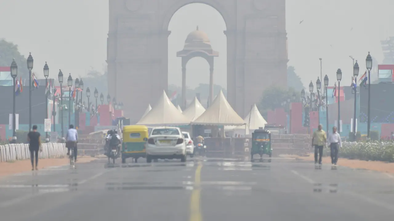Penampakan New Delhi yang Dipenuhi Polusi Udara