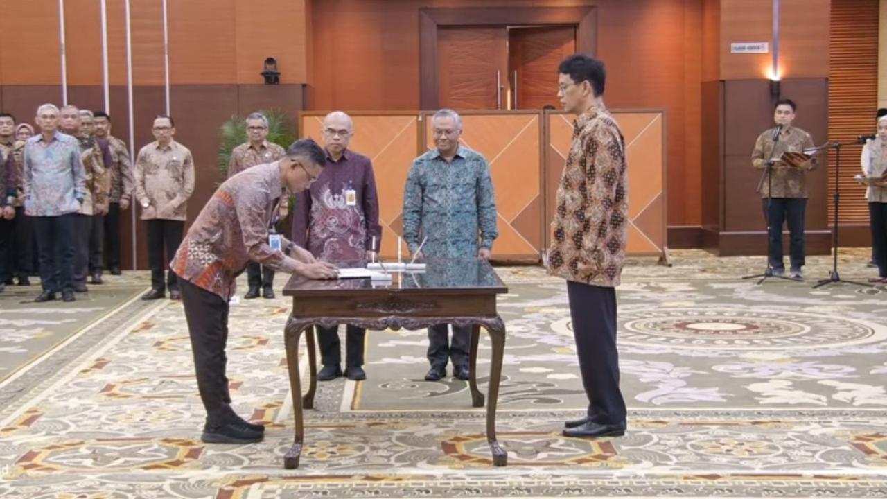 Purbaya Lantik Lima Pejabat Baru Kemenkeu, Ini Pesannya