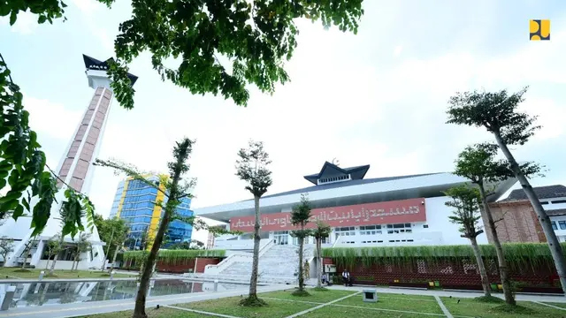 Masjid Raya Baiturrahman Semarang rampung direnovasi oleh Kementerian Pekerjaan Umum dan Perumahan Rakyat (PUPR).  (Dok Kementerian PUPR)
