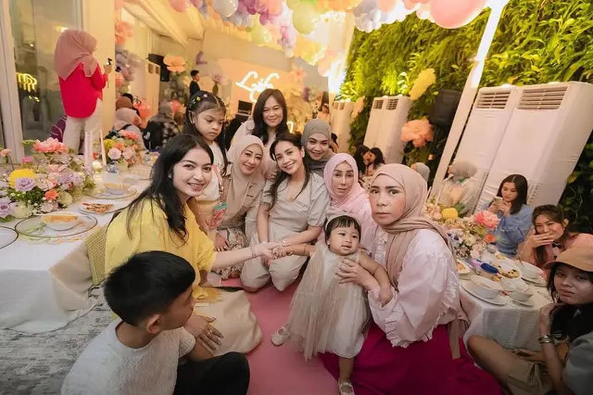 10 Potret Ulang Tahun Lily Anak Raffi Ahmad, Digelar Meriah di Rumah Andara
