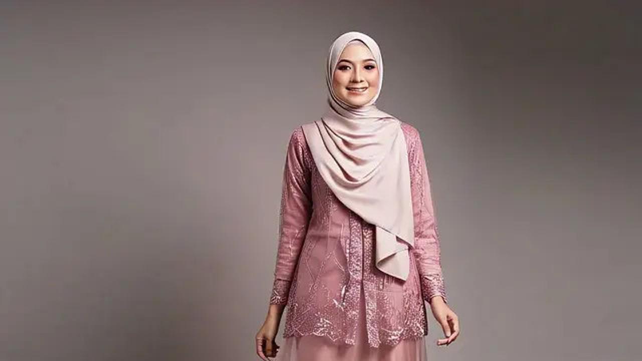 5 Model Kebaya Wisuda Warna Nude 2025, Bikin Tampilan Elegan