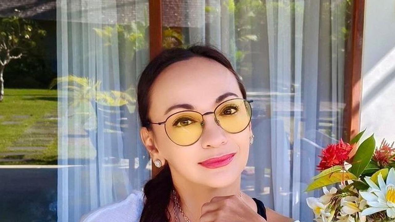 7 Potret Rumah Estetik Gladys Suwandhi, Artis Senior yang Jarang Tersorot