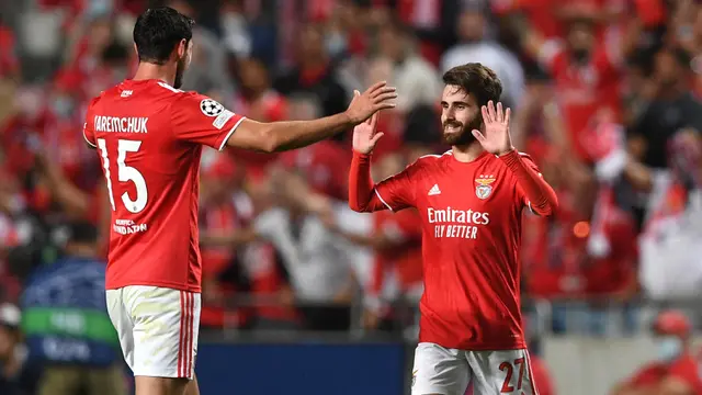 Foto: Barcelona Jadi Juru Kunci Grup E usai Keok 0-3 di Kandang Benfica dalam Matchday Kedua Liga Champions 2021 / 2022