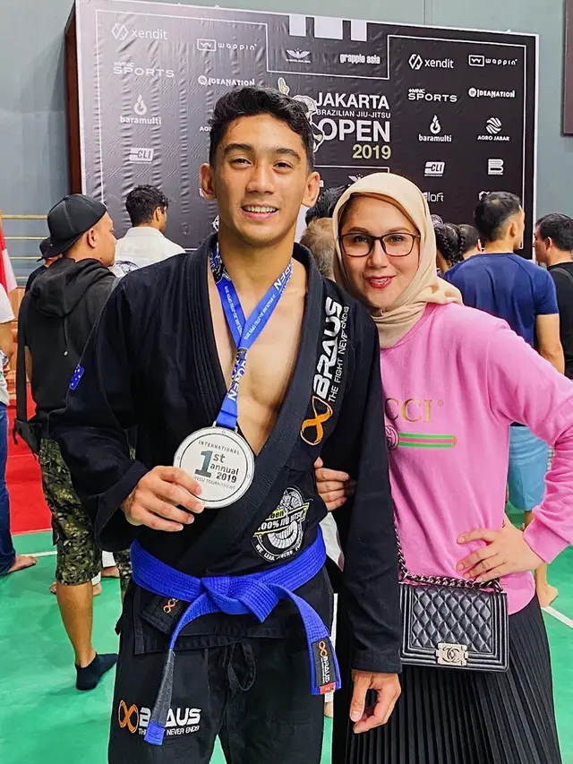 7 Pesona Daffa Wardhana saat Latihan Brazilian Jiu Jitsu Ini Curi Perhatian
