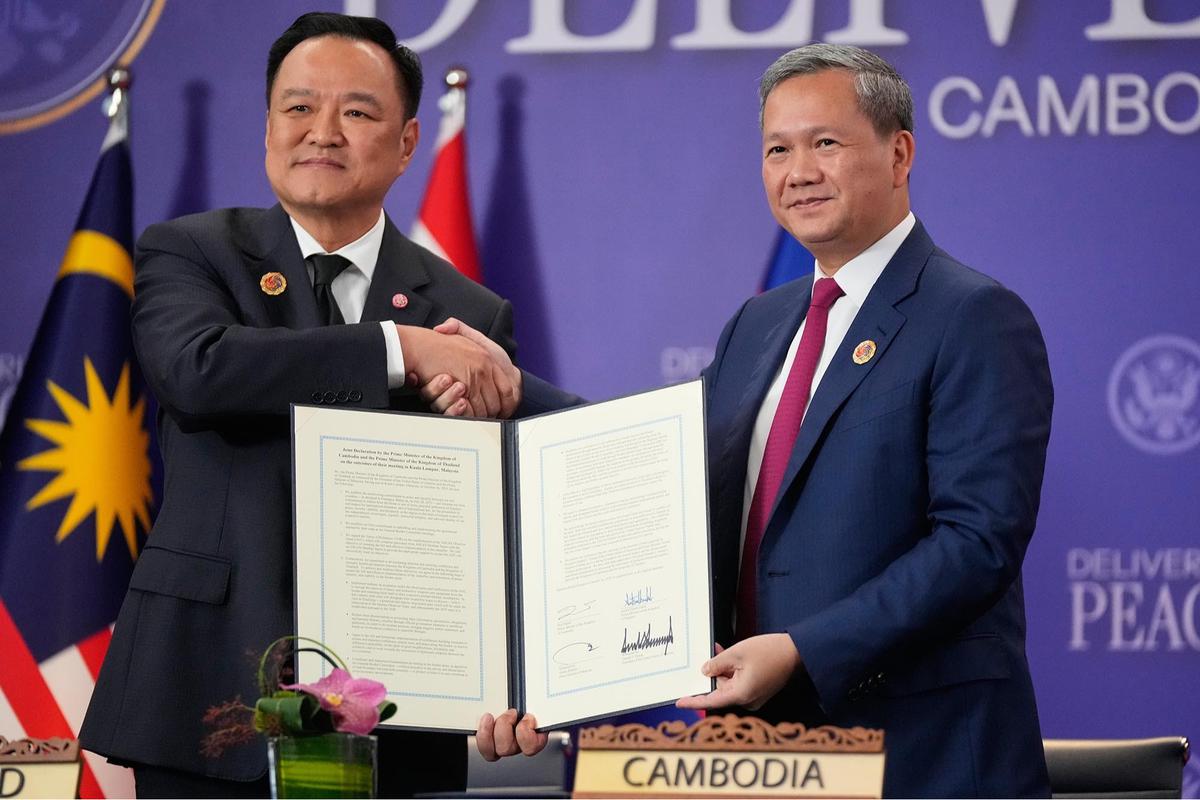 FOTO: Gencatan Senjata Thailand–Kamboja Disepakati di KTT ASEAN, Anwar dan Trump Jadi Mediator