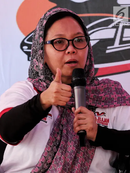 Sekretaris Jenderal Suluh Kebangsaan Alissa Wahid saat kegiatan Gerakan Suluh kebangsaan di Banten, Senin (18/2). Kegiatan ini bertujuan untuk Rawat Kebhinekaan Indonesia Lewat Jelajah Kebangsaan 2019. (Liputan6.com/Johan Tallo)