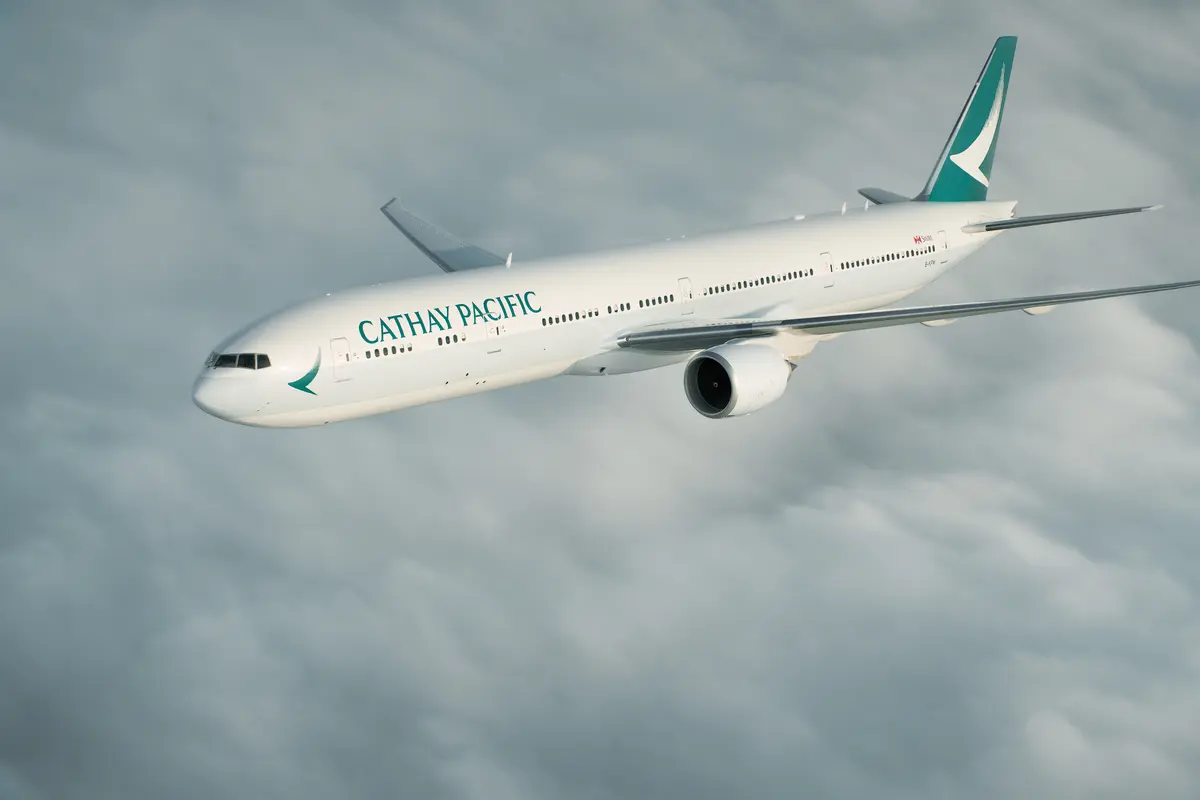 Pesawat Cathay Pacific