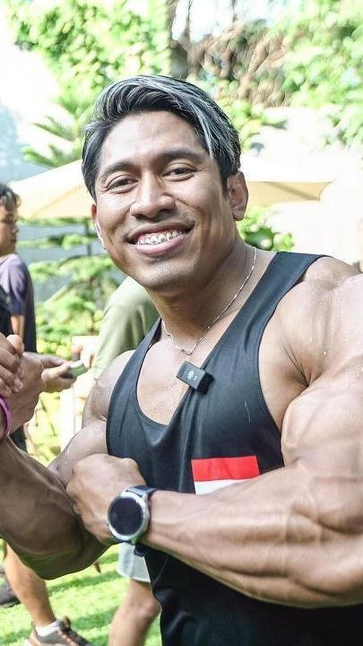 "Pagi ini sebelum ke kantor saya olahraga bareng Bang @chris_putraa. Bang Chris baru saja menang peringkat pertama di kejuaraan binaraga DMS Pro Show di China pada 23 Juni 2024 dan sukses menembus Piala Dunia Binaraga Mr Olympia di Amerika, top banget," t