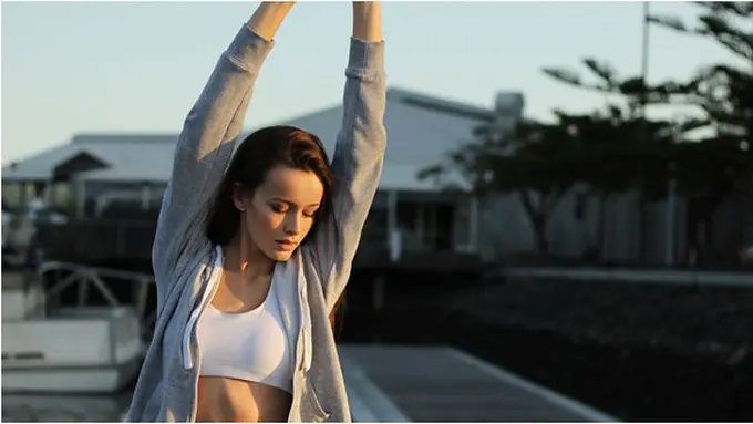 Menjaga Kesehatan/copyright unsplash.com/@chrisjoelcampbell