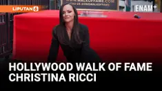 CHRISTINA RICCI MENDAPATKAN BINTANG DI HOLLYWOOD WALK OF FAME