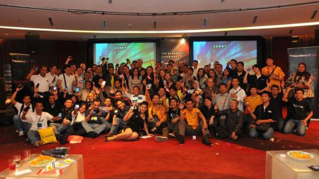 Suasana live webcast peluncuran BlackBerry 10 di Jakarta