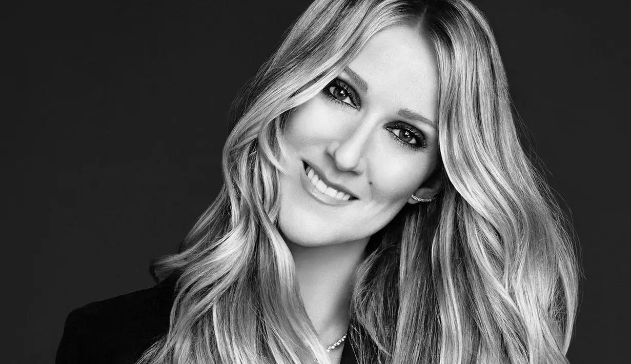 Ini adalah potret penampilan Celine Dion di tahun 2016. Pesona luar biasa dengan rambut lurus berlayer dan senyum cantiknya. [Foto: Instagram/celinedion]