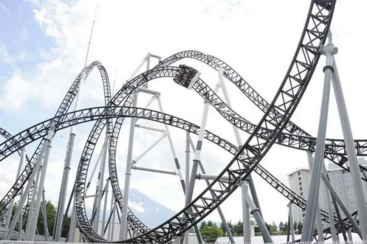 Ilustrasi roller coaster (AFP)