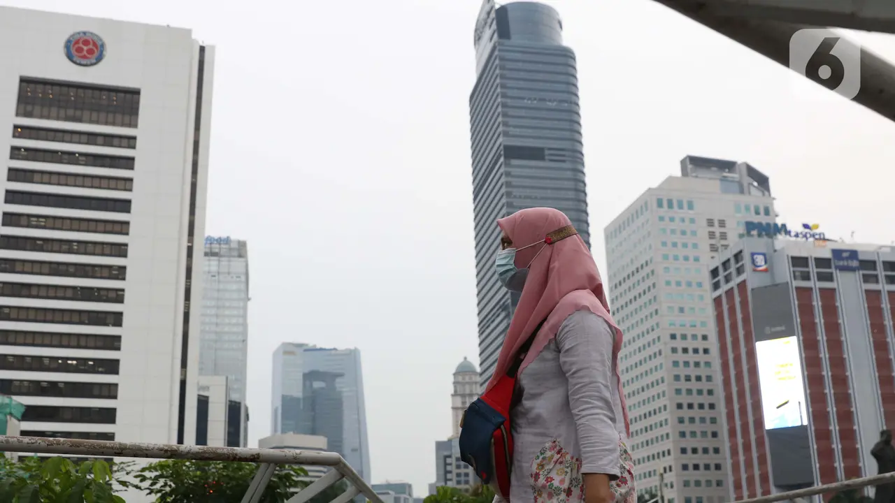 FOTO: Indonesia Dipastikan Alami Resesi