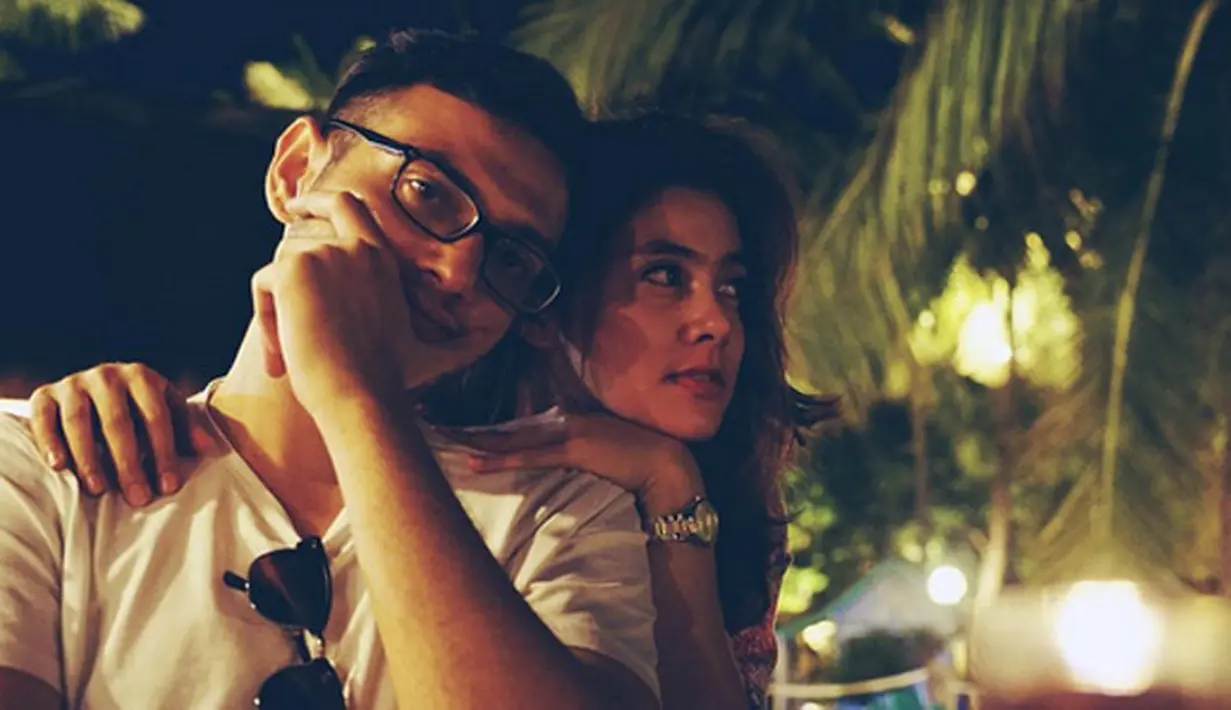 Setelah sekitar tiga tahun, pesinetron Rifky Balweel akan meresmikan hubungannya ke jenjang lebih serius dengan Biby Alraen. Jika tidak ada halangan, pasangan ini akan menikah pada awal tahun 2018. (Instagram/rifkybalweel)