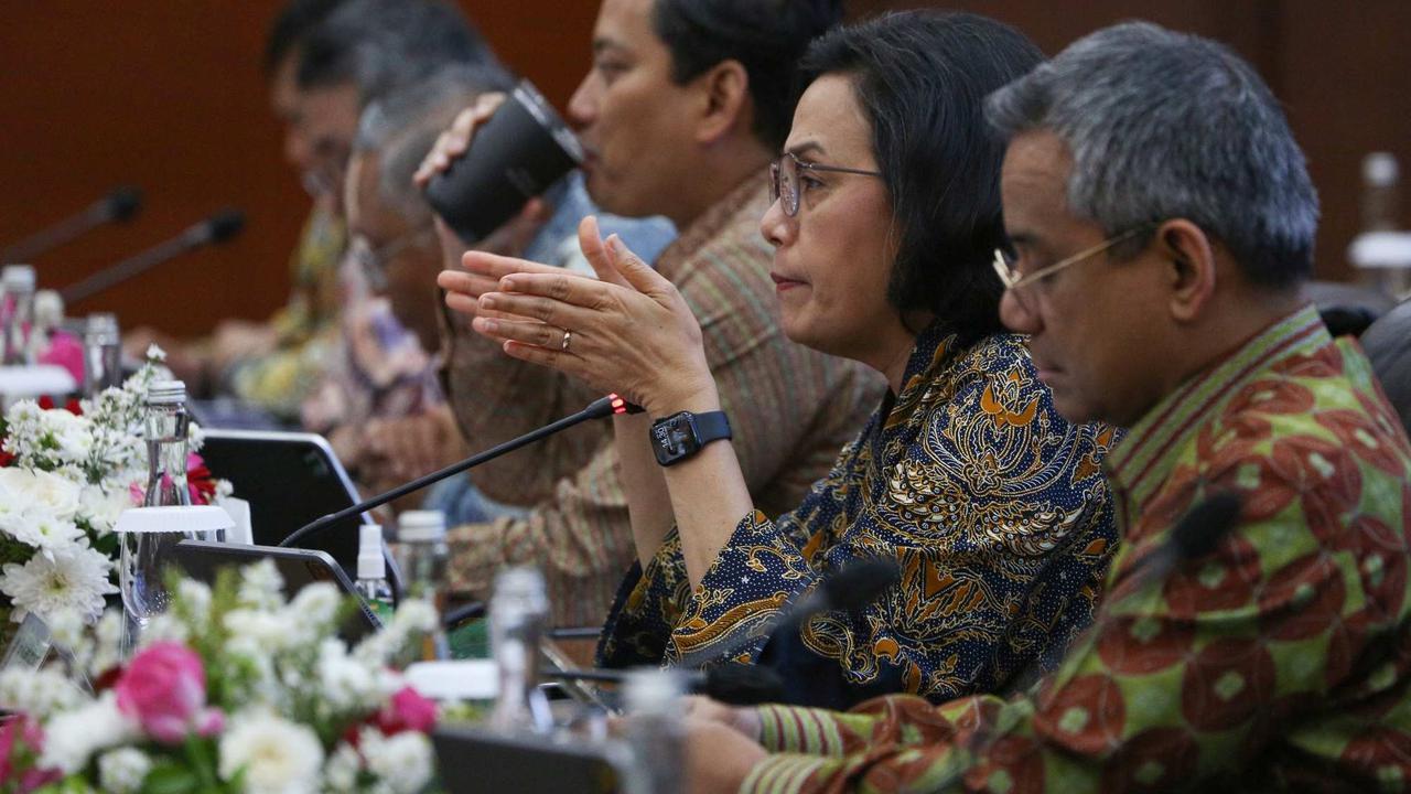 Menkeu Sri Mulyani Umumkan Kinerja APBN Catatkan Surplus Rp4,3 Triliun pada April 2025