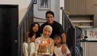 Tantri Kotak Rayakan Ulang Tahun ke-37 Bareng Keluarga, Pesta Sederhana