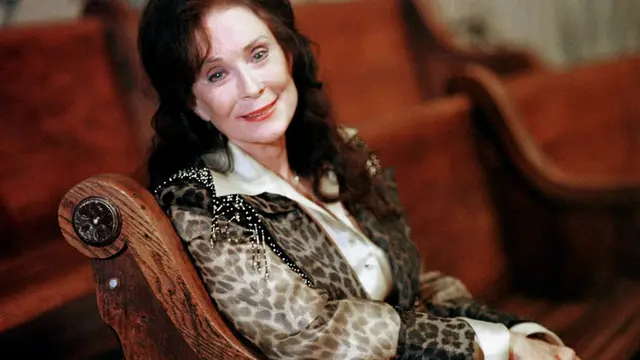 Loretta Lynn pada 2000. (AP Photo/Christoper Berkey, File)
