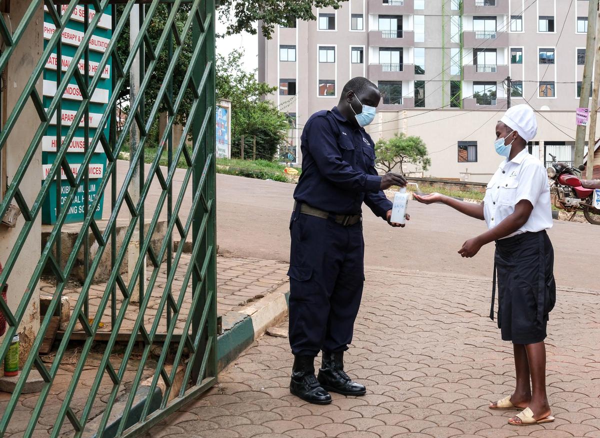 FOTO: WHO Tetapkan Wabah Ebola di Kongo dan Uganda sebagai Darurat Global